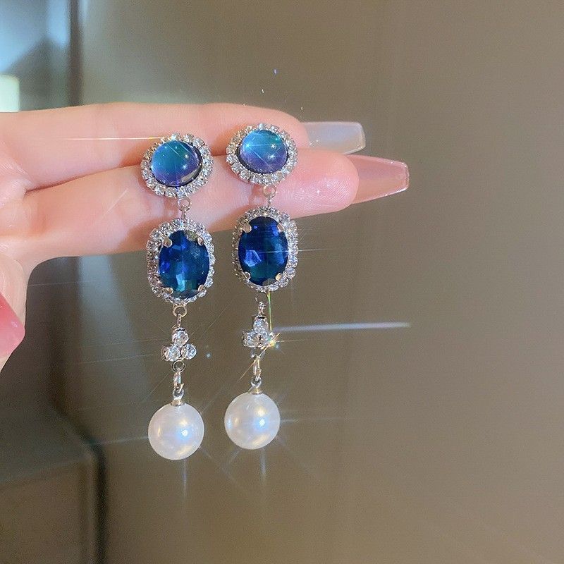 Silver Silver Needle Earrings with Blue Stone | Christmas Cool-Toned Vintage Gift | Blue Rhinestone Heart Silver Earrings Retro Chic