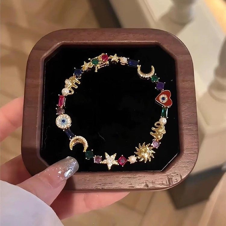 Star Moon Vintage Dopamine Bracelet | Christmas Romantic Celestial Gift | Retro Y2K Star Moon Stackable Bracelet Fashion Everyday Wear
