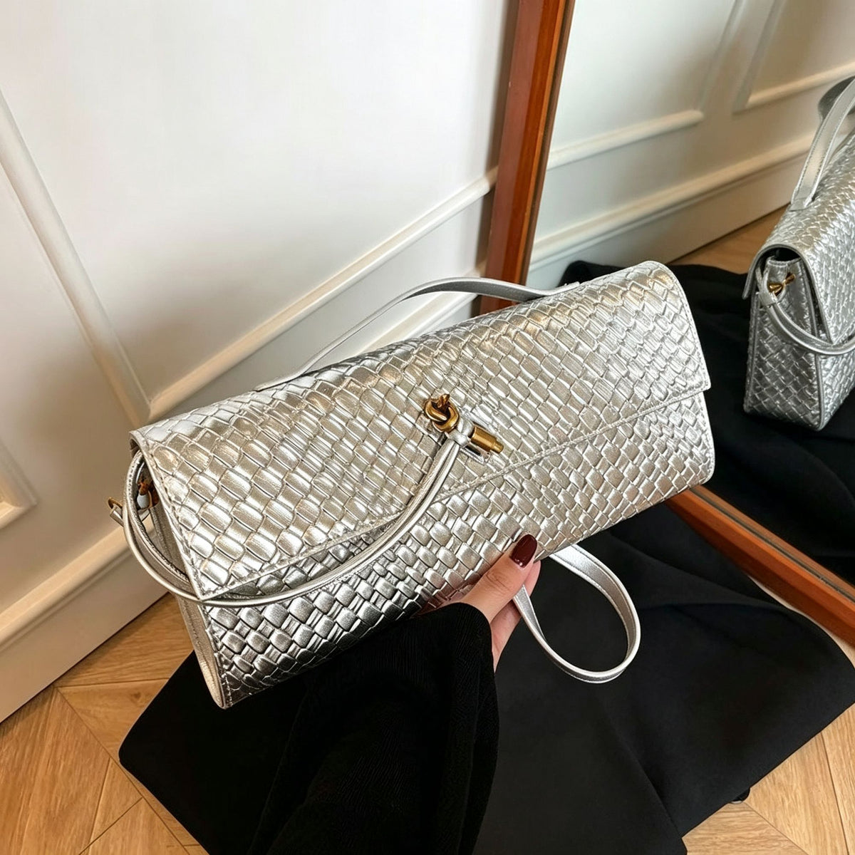 Woven Women Bag French Stick Bag Evening Organ Bag, Fashion Clutch Shoulder Crossbody Bag, Christmas Evening Party, Silver
