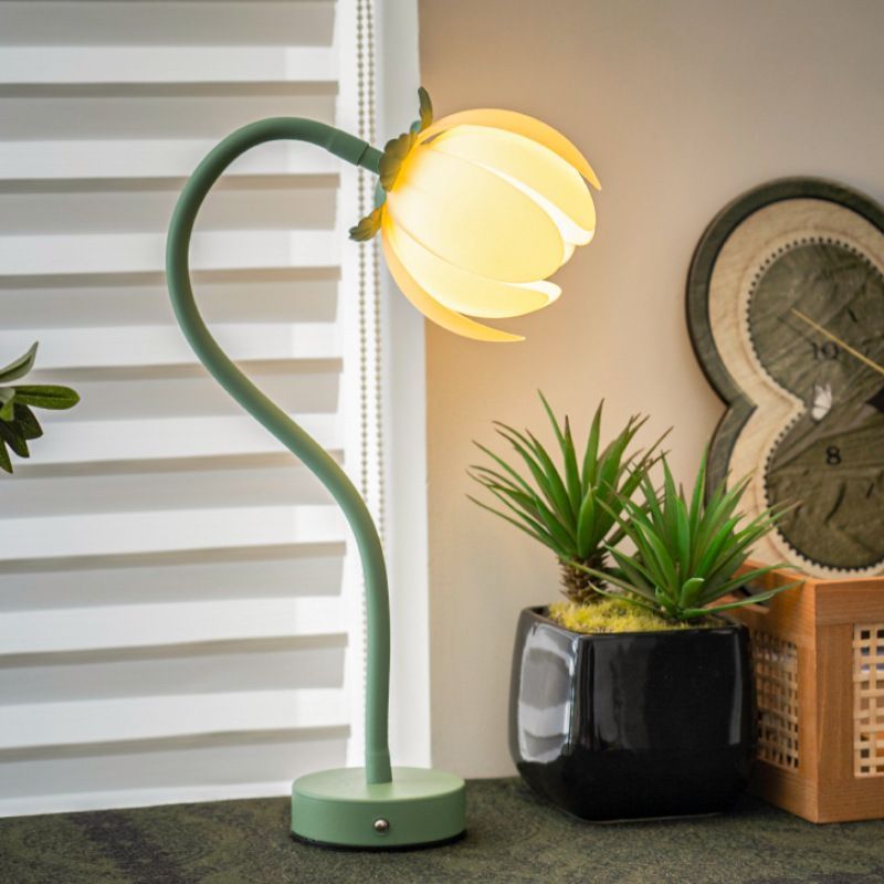 LED Wireless Charging Night Light, Green Touch Control Table Lamp, 3 Color Changing Bedside Lamp, Ambient Desk Lamp, Creative Christmas Halloween Gift