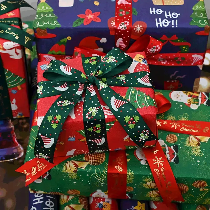 Premium Kraft Paper Christmas Wrapping Roll, 32.8 Feet (Approx. 10 Meters) Extra-Long, Festive Patterns Suitable for Multi-Scene Decoration./GREEN