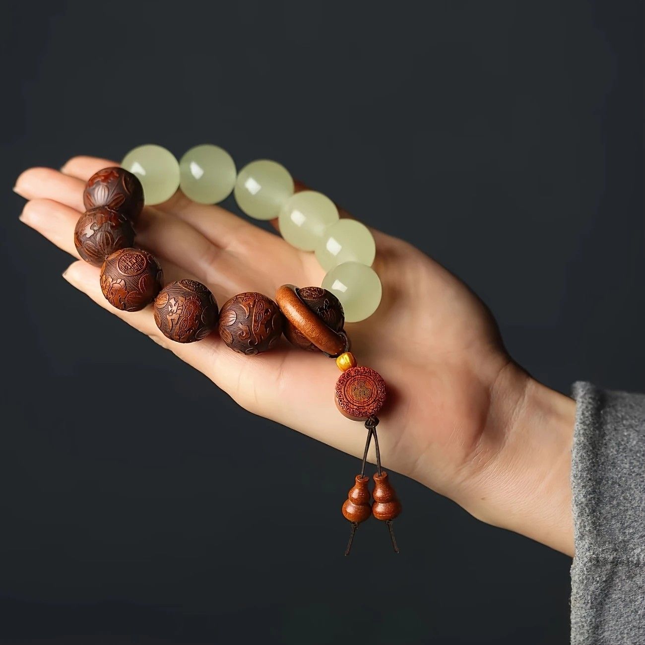 1pc Classic 12-bead 20mm Handmade Wooden Carved "Fu" Pendant Bracelet, Unisex Beaded Bracelet, Buddhist Mala Beads Prayer Bracelet