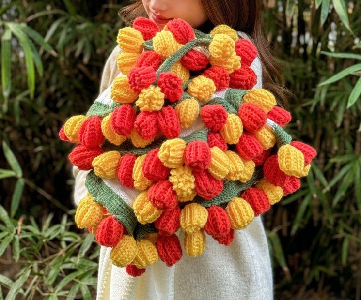 A rose bouquet multifunctional blanket, perfect for all seasons, ideal as an office nap blanket or air-conditioning cover. A timeless romantic gift for your girlfriend on holidays or birthdays. Everlasting romance.（Diameter: 100 cm / 39 inches.Roses Are R
