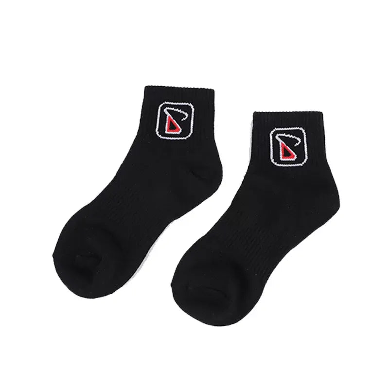 Breathable & moisture-wicking, antibacterial & odor-resistant — SMAIL DARING Bamboo Fiber Sports Socks 2-Pack (1 Pair White + 1 Pair Black) Size 35#-39#