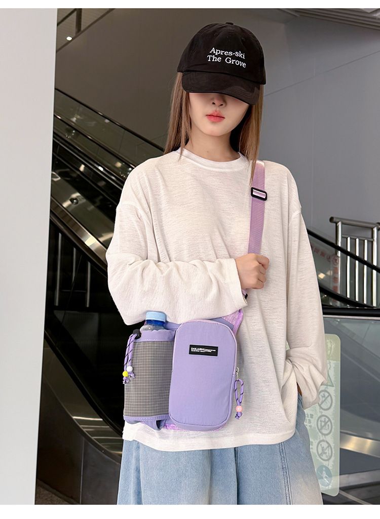 Women's Crossbody Phone Bag, Dopamine Color-Block Drawstring Bucket Bag, Pendant Accent Women's Backpack, Lightweight Casual Bag, Perfect for Commuting, Travel & Cycling..(khaki)