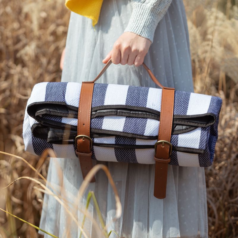 Outdoor Picnic Mat – 3-Layer Thickened Waterproof Camping Rug, Acrylic Sponge TPU, Portable Ground Sheet for Camping & Picnic.(200*200cm.[Leather strap] Blue and white stripes)