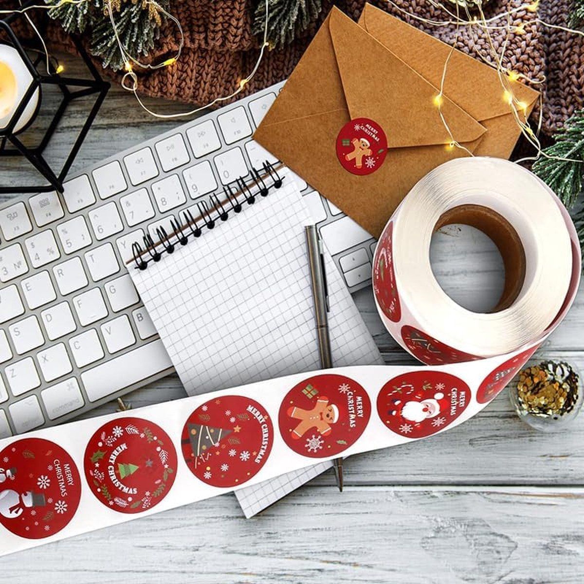 500 Piece Round Merry Christmas Sticker Set, 8 Patterns, 1.5 inch