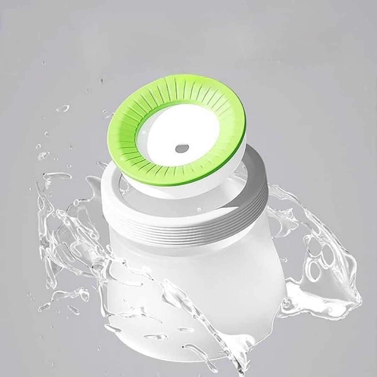 Spill-Proof Pet Water Bowl with Floating Disc, Slow Feeder Splash-Proof Drinking Bowl for Cats and Dogs, Green, 600 ml