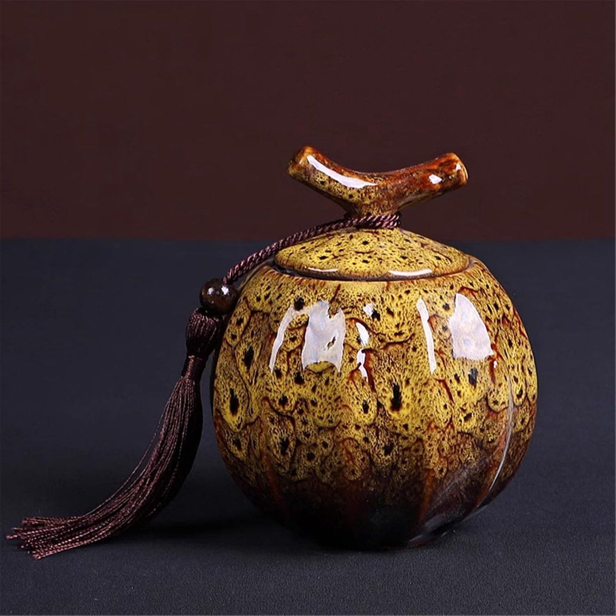 Ceramic Storage Jar with Airtight Lid, Vintage Sealed Canister for Tea Coffee Spices, Yellow, 12.3x10.8x10.8cm