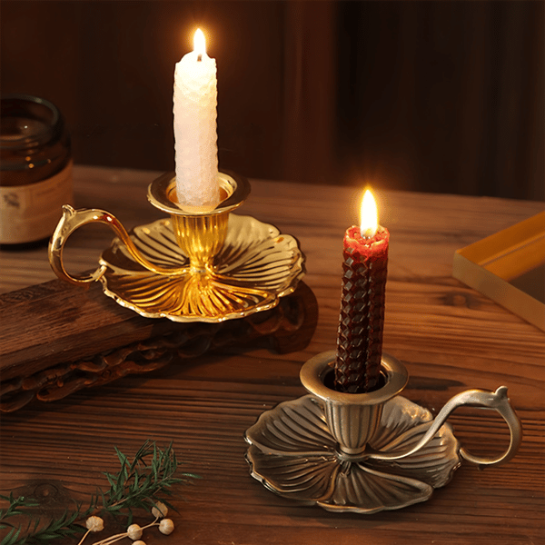 Vintage Bronze Handheld Taper Candle Holder with Finger Ring Handle, Metal Candlestick with Lotus Tray, European Retro Table Centrepiece Decor for Wedding Dinner Party Holiday Home Decor