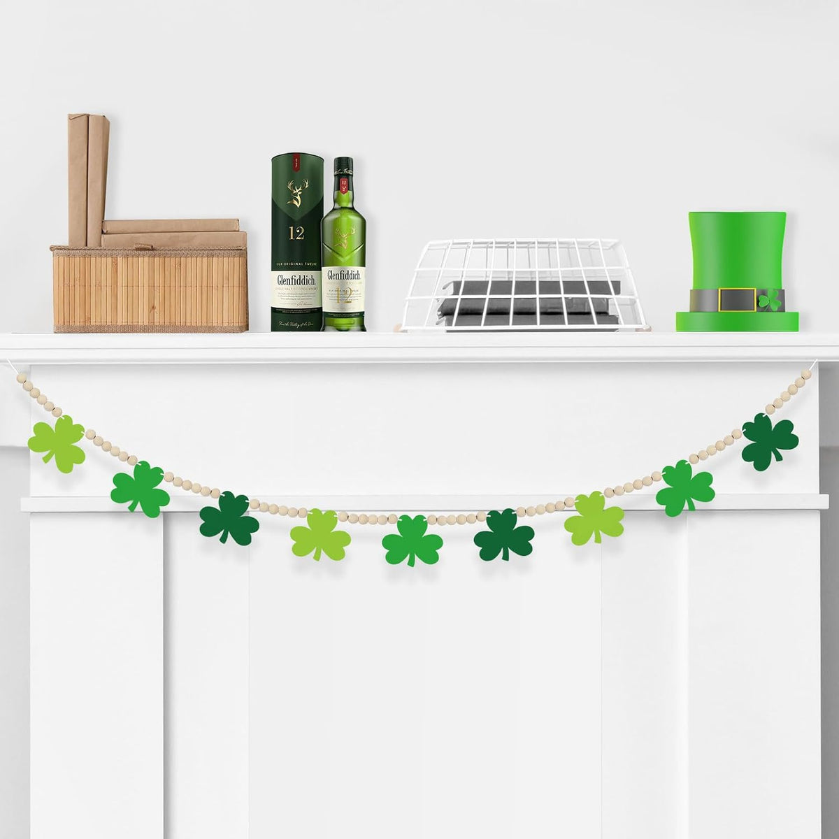 4.5 FT St.Patrick’s Day Shamrock Garland for Decorations, Wood Green Garland with Beads NO DIY, Clover St Patricks Banner Garlands for Mantle, Fireplace, Party Home Decor （Shamrock）