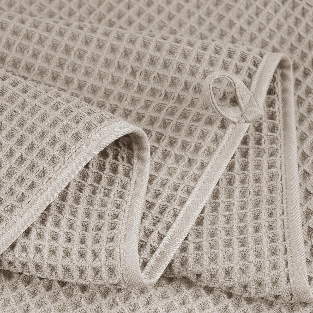 430 GSM Microfiber Oversize Quick Dry Lint Free Bath Towel, 60 x 30 in, 4 Pack (Waffle Weave)