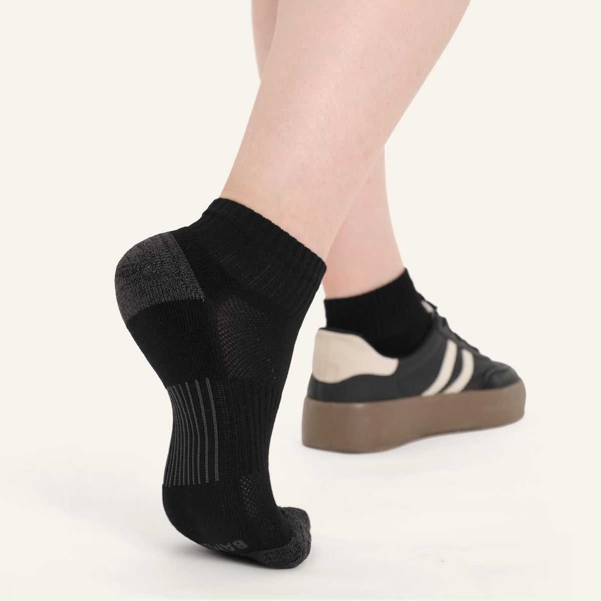 Athletic Ankle Socks Womens Anti-Odor Socks Moisture-Wicking Running Cushioned Anti-Blister 5/6 Pairs