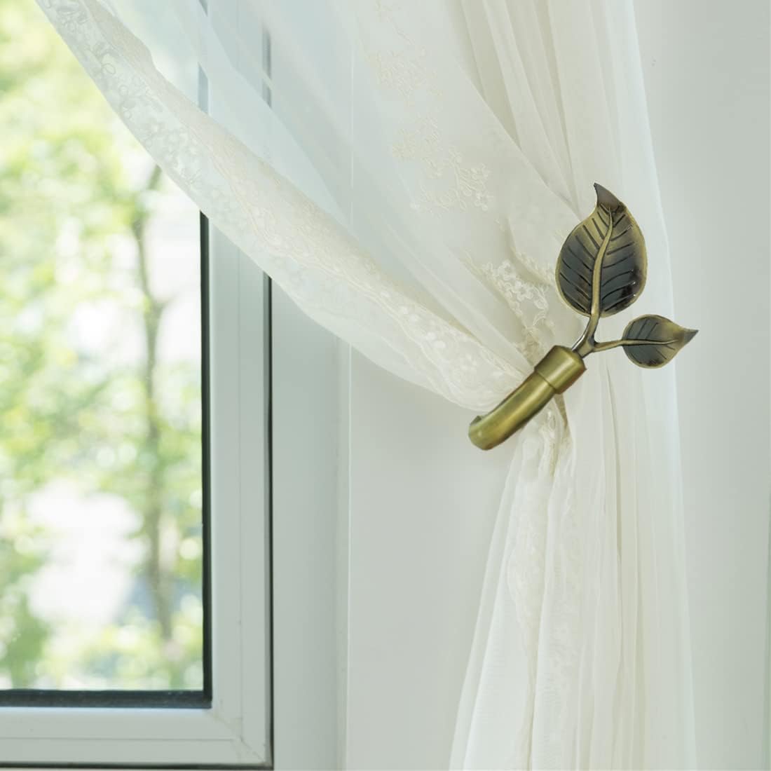 Leaf Shaped Curtain Tieback Holdbacks 2pcs, Handmade Metal Curtain Side Holders for Wall, Curtain Hook Pull Backs for Drapes Window Decoration (Antique Brass)