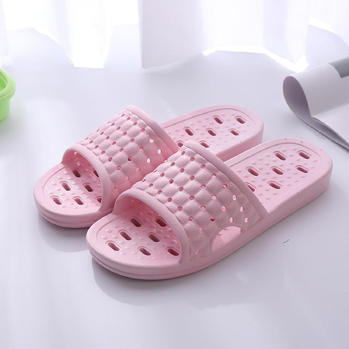 Bath Slippers with Drainage Holes, Quick-Drying Non-Slip Slippers Dormitory Home Bathroom Slippers Unisex