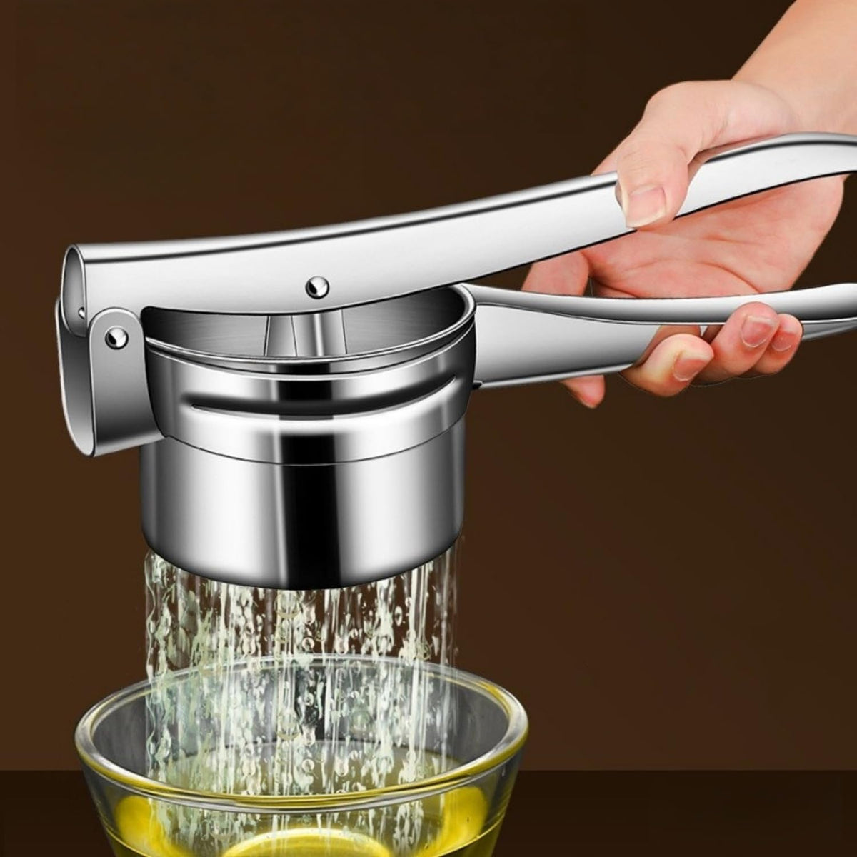 Stainless Steel Potato Masher - Multifunctional Potato Masher - Handheld Potato Masher for the Kitchen - Heavy-Duty German Dough Masher - Suitable for Making Potato Balls, Pasta, Potatoes, Fruit and Vegetables (Open Bottom)