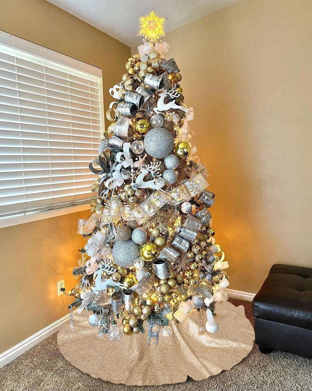 36 Inch Rose Gold Glitter Christmas Tree Skirt Plus Christmas Tree Decorations