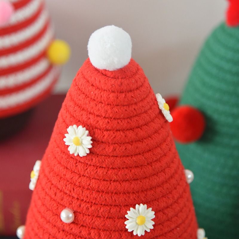 Christmas-themed cotton yarn woven storage basket, Christmas tree-shaped desktop storage box with lid, entryway key and remote control holder - cosmetic storage box - red