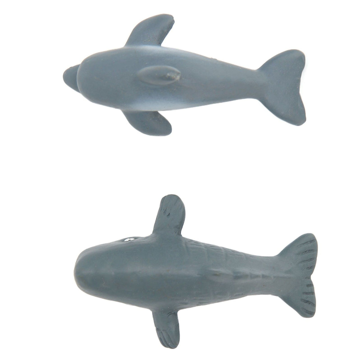 2PCS Whale Ornament Cute Whale Look Modern Style Whale Figurine Resin Ornament for Home Decoration Mini Garden Cake