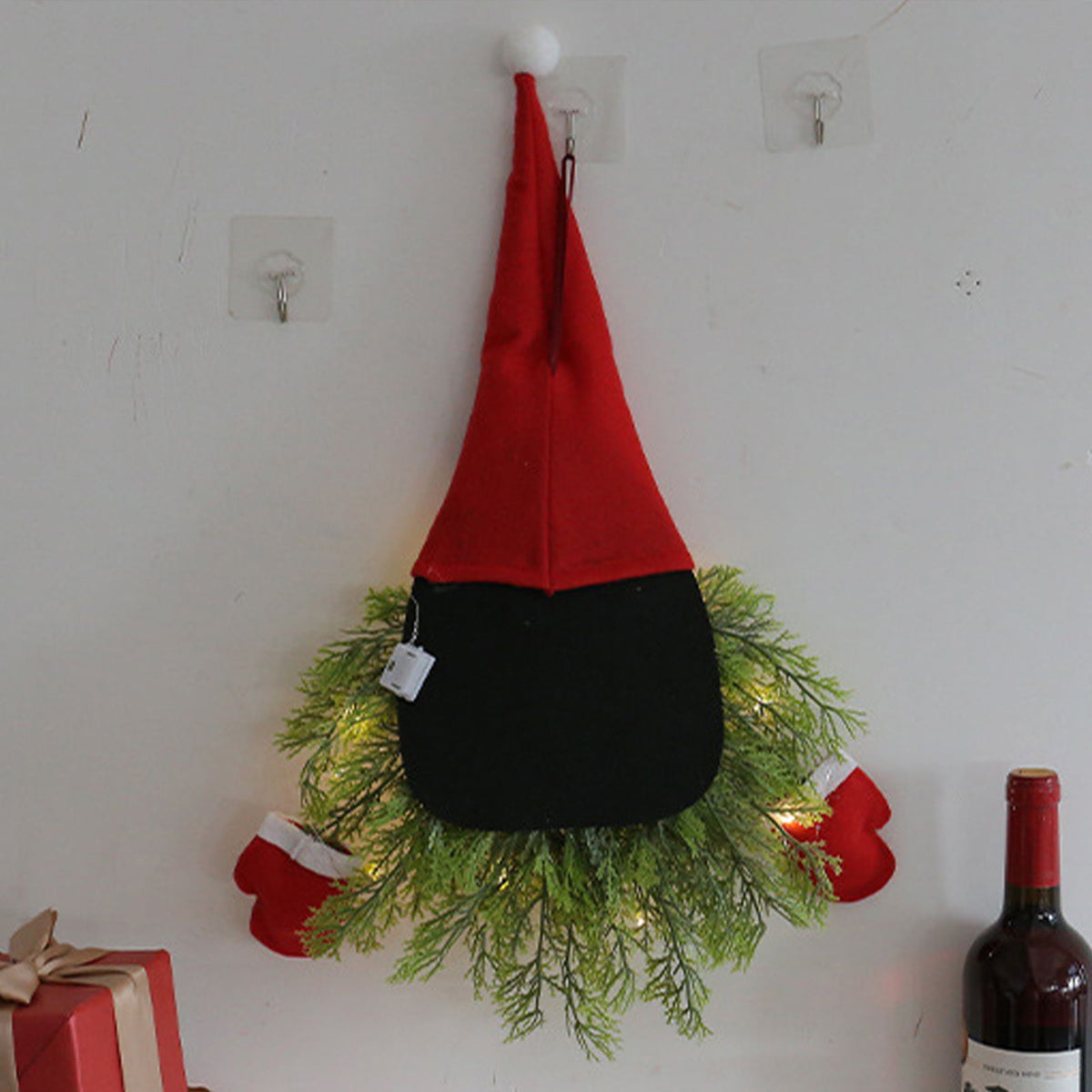 Luminous Faceless Santa Claus Christmas Wreath Door Hanging Restaurant Bar Wall Hanging Christmas Decoration