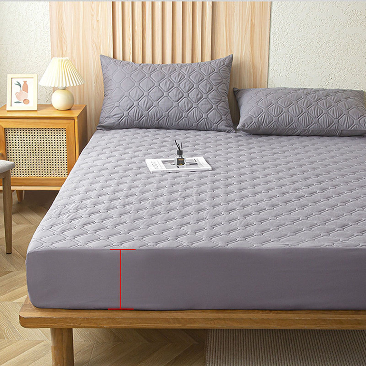 Thickened Waterproof Mattress Protector Mattress Protector Cover Mattress Pad Protector for Hotels