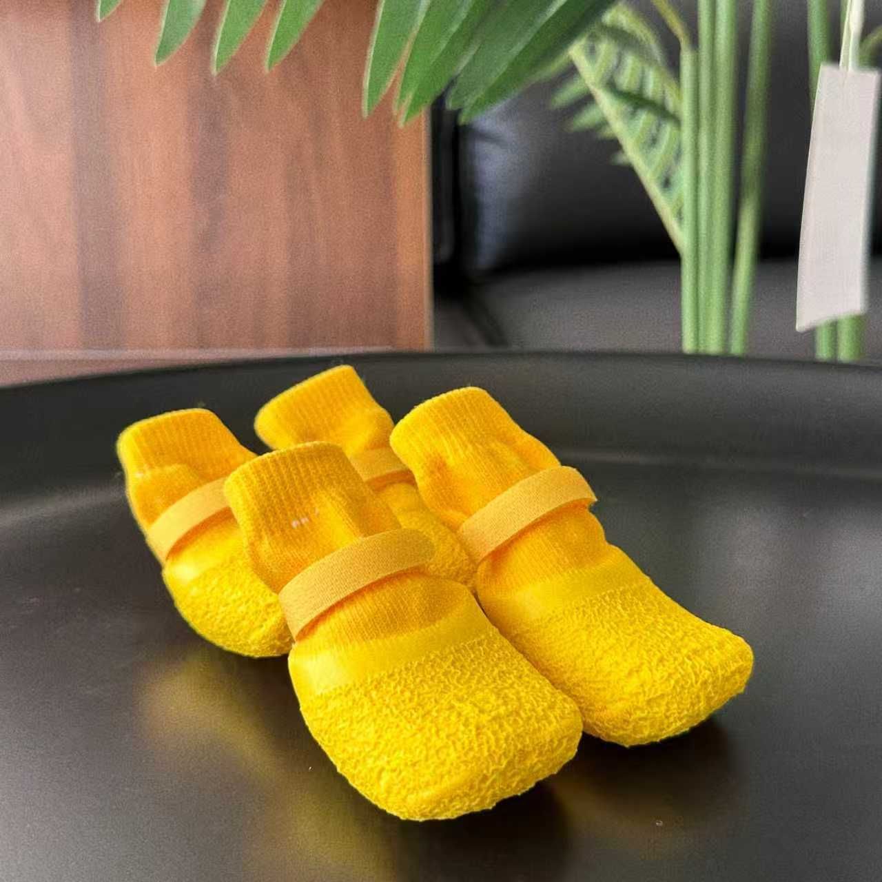Dog Shoes Waterproof Non Slip PVC Breathable Yellow wrinkled shoes S small size comes with 4 straps [within 1.5kg]