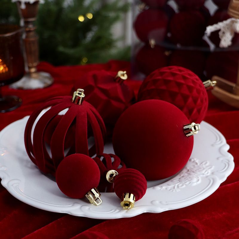 Luxury Flocked Christmas Balls Set for Holiday Tree Hanging, Festive Home Decor, Seasonal Party Ornament, Elegant Velvet Baubles (Burgundy)