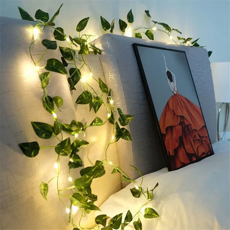 2M 20LED Green Leaf String Lights Artificial Vine for Wedding Party Christmas Home Wall Decoration Christmas Wreaths