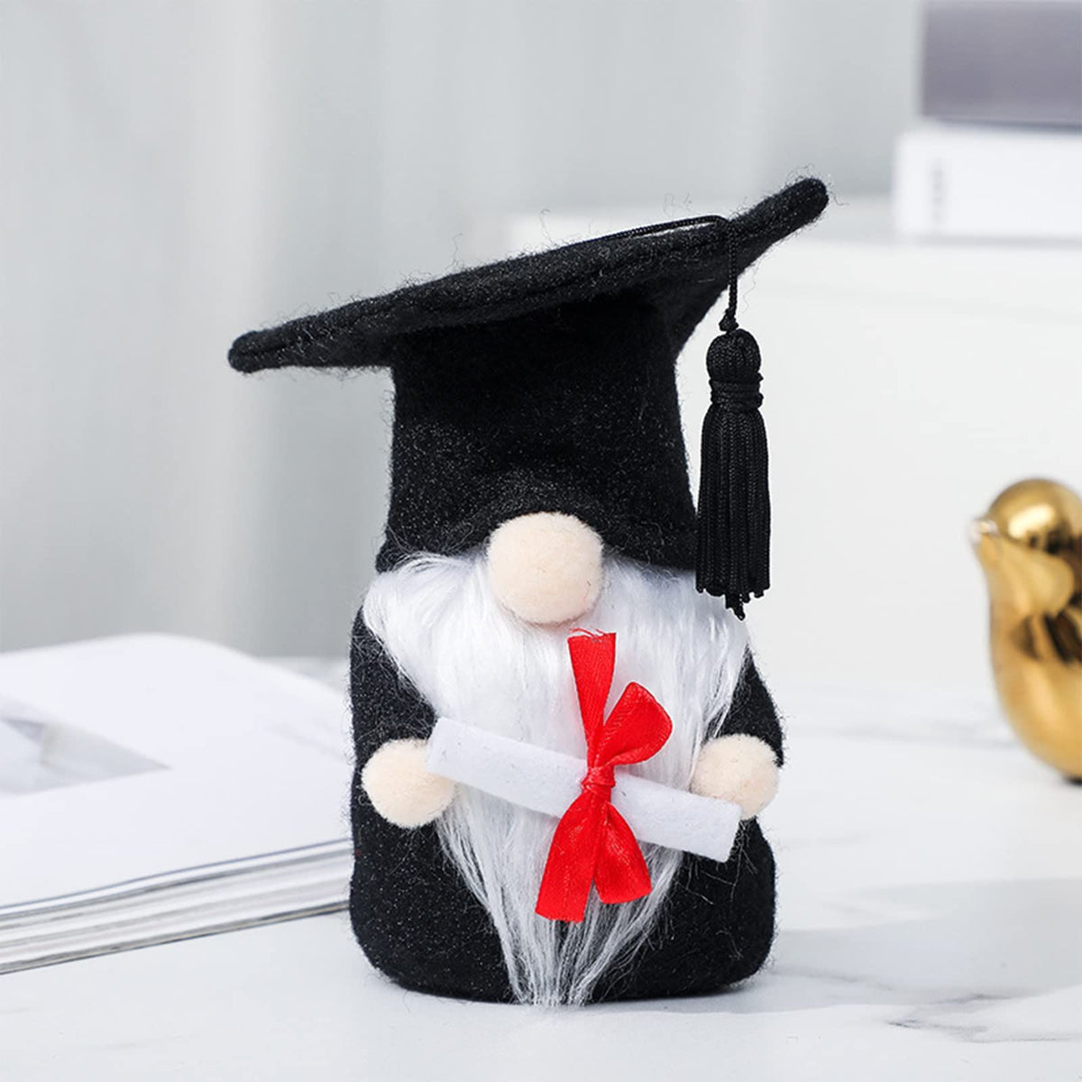 2pcs Plush Graduation Gnomes with Graduation Cap and Gown, Graduation Season Dwarfs Scandinavian Swedish Doll Ornaments