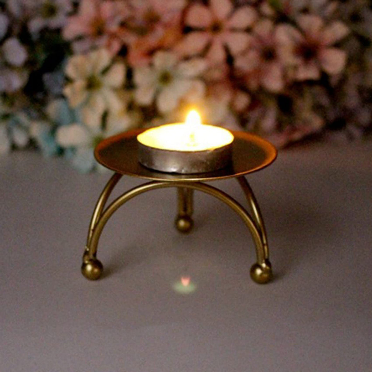 2 pcs European Style Iron Plate Candle Holder Pillar Base Gift Dinner Table Decoration, Candle Stand for Wax Candles