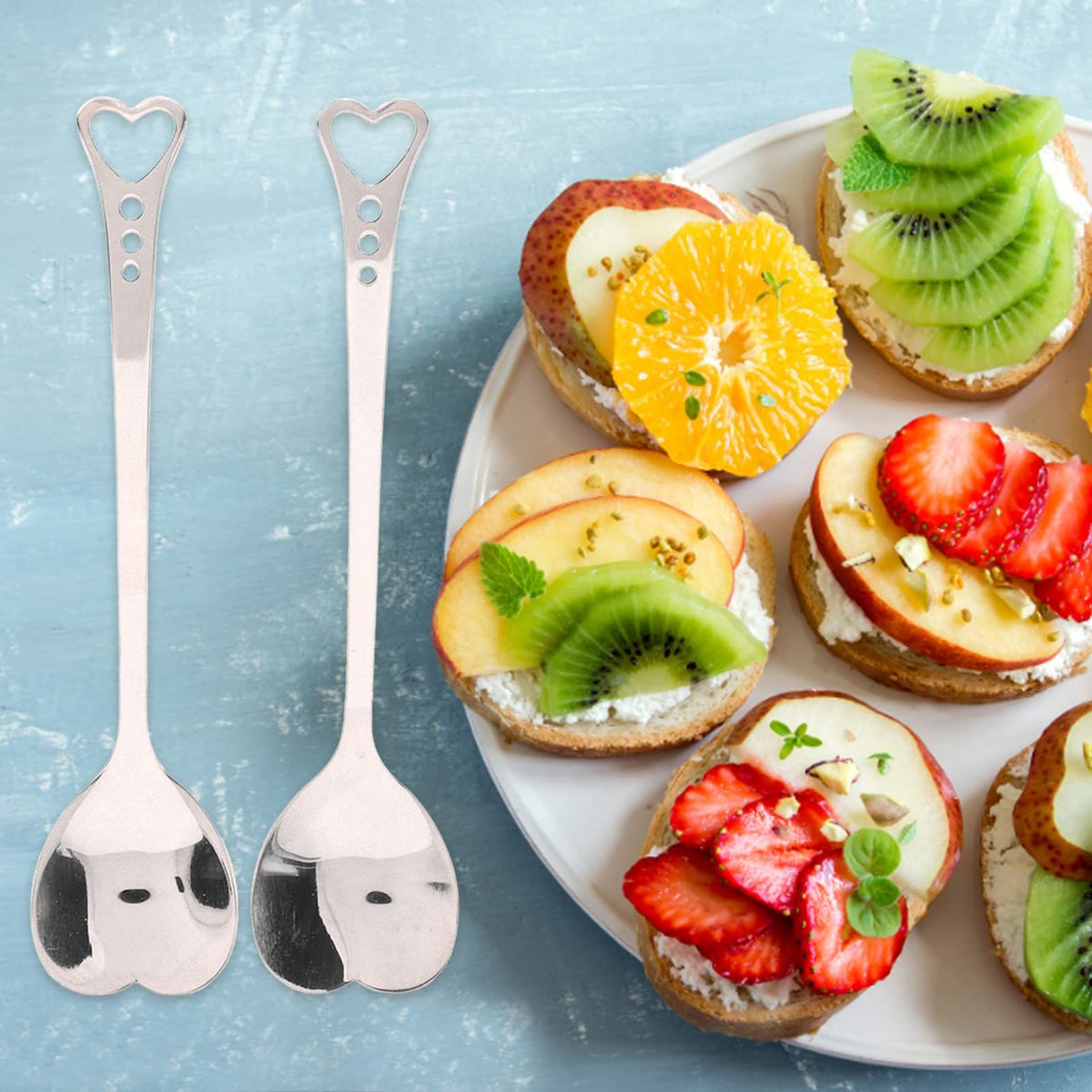 Coffee Dessert Spoon, 2Pcs Coffee Spoon Heart Shaped Design Metal Stirring Spoon for Tea Dessert Drinks Ice Cream (Silver