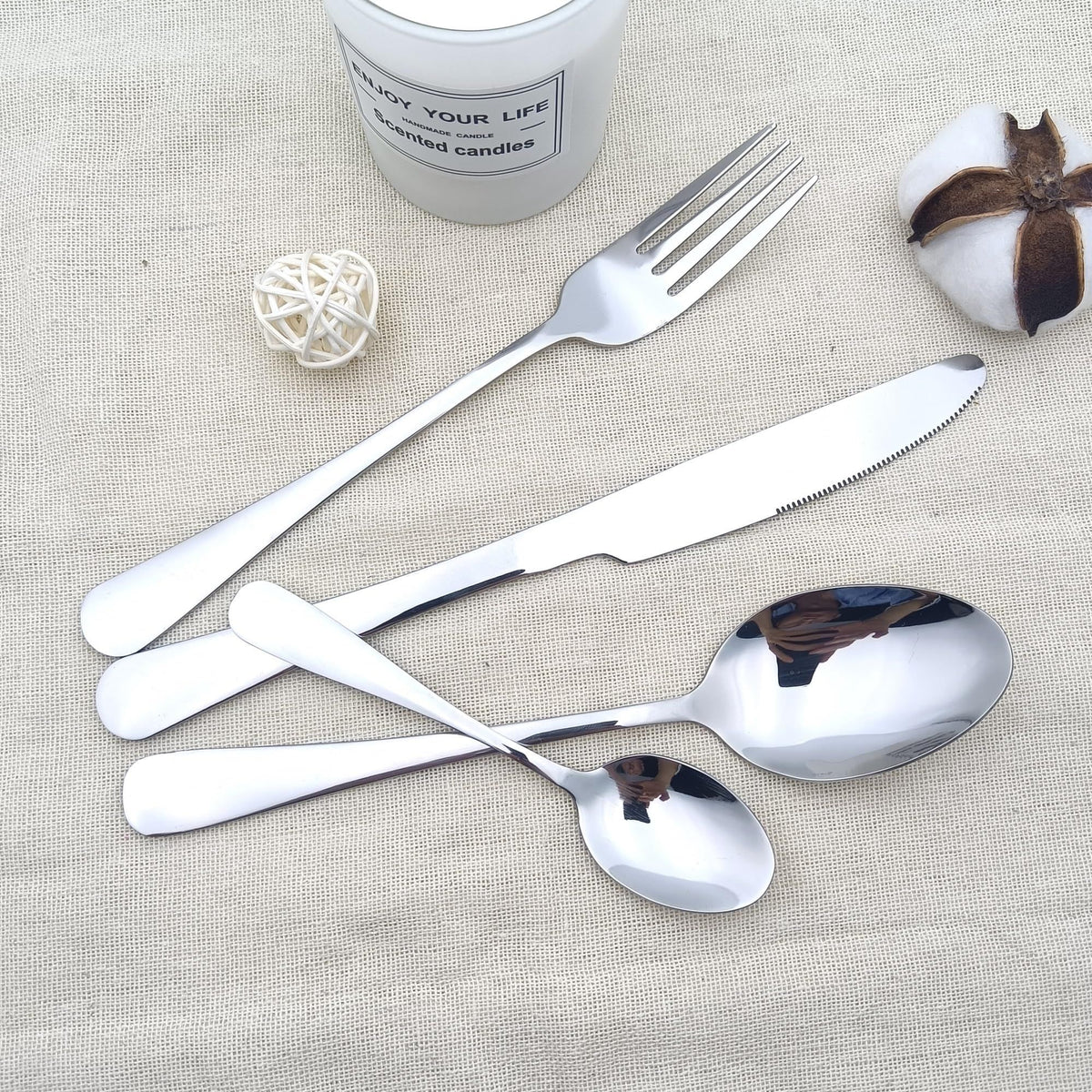 Silverware Set, Stainless Steel Flatware Cutlery Set, Birthday Christmas Gift ( 4Pcs )Mirror Polished Cutlery Utensil Durable Home