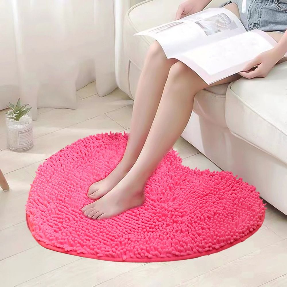 Small Heart Shaped Bath Mat, Soft Absorbent Bathroom Rug, Non-Slip Machine Washable Decorative Doormat Shower Mat Home Bedroom Living Room