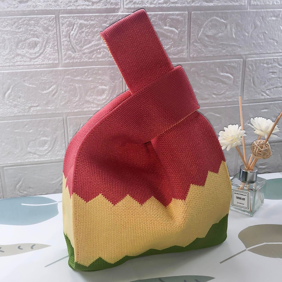 Women's Knit Wrist Bag, Fashionable and Minimalist Small Handbag, Portable Canvas Bag, Suitable for Shopping, Work, School