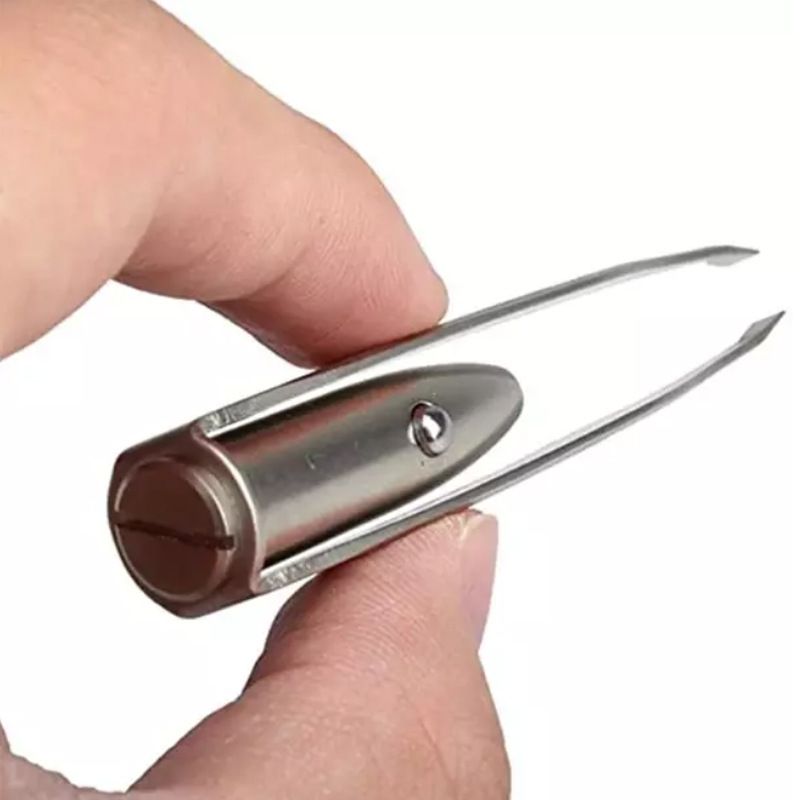 Tweezers with LED Light. Eyebrow and Eyelash Hair Removal Tool. Pluck & Trim Unwanted Hairs. Illuminate Dark Areas