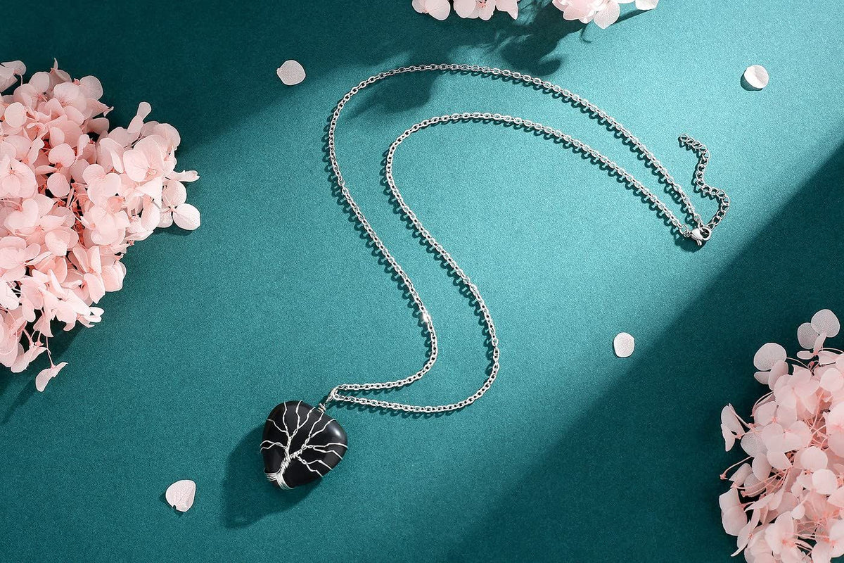 2 Pcs Healing Crystal Necklace for Women Natural Amethyst Rose Quartz Obsidian Claer Quartz Red Carnelian Green Gemstone Crystal