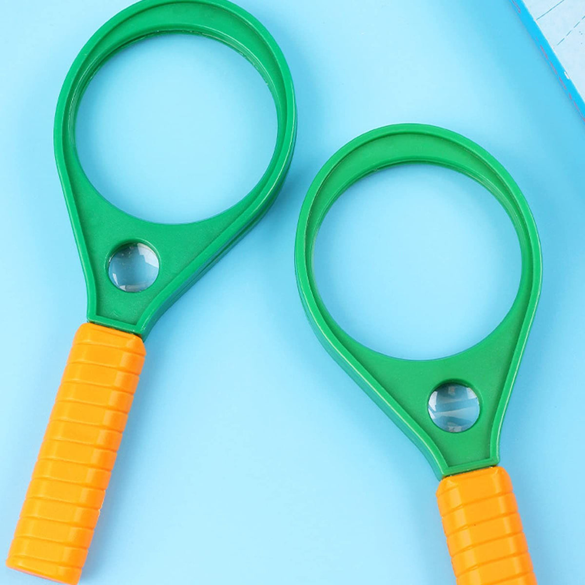 Children Holding Plastic Glass Cute Primary School Practical Stationery Classroom Observation School Supplies Magnifier-Children