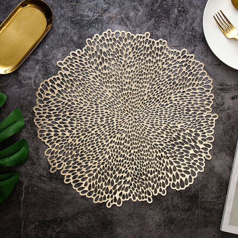 2pcs Kitchen and dining table mats, special occasions, weddings, daily, holiday table decorations, circular placemats