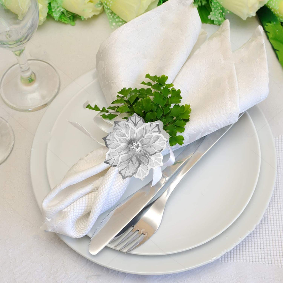 Napkin Rings Metal Floral Napkin Ring Holder Buckles Set for Wedding Dinner Holiday Banquet Table Plates Decoration