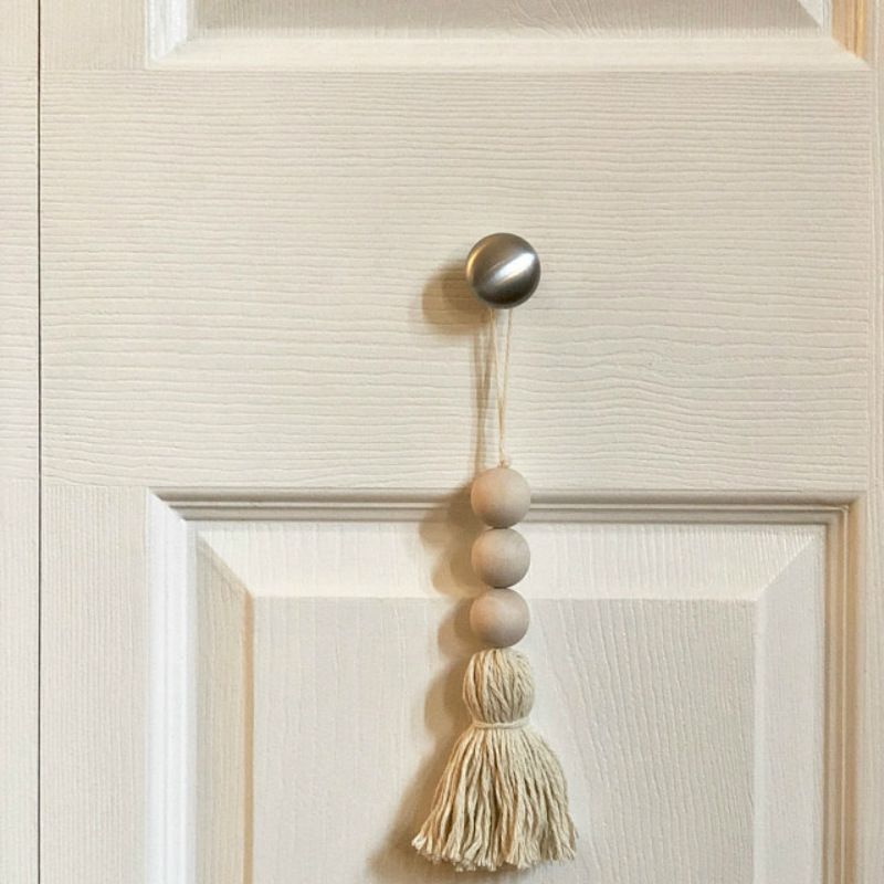 2PCS， Wood Bead  Ornaments Farmhouse Beads with Tassel Ornaments Hanging Decoration for Closet Handle Door Handle