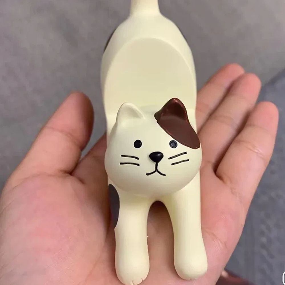 Lazy Cat Desktop Phone Stand Black  Tablet Universal Stand Decoration，Cream Cat with Brown Ear Patch Smartphone Stand