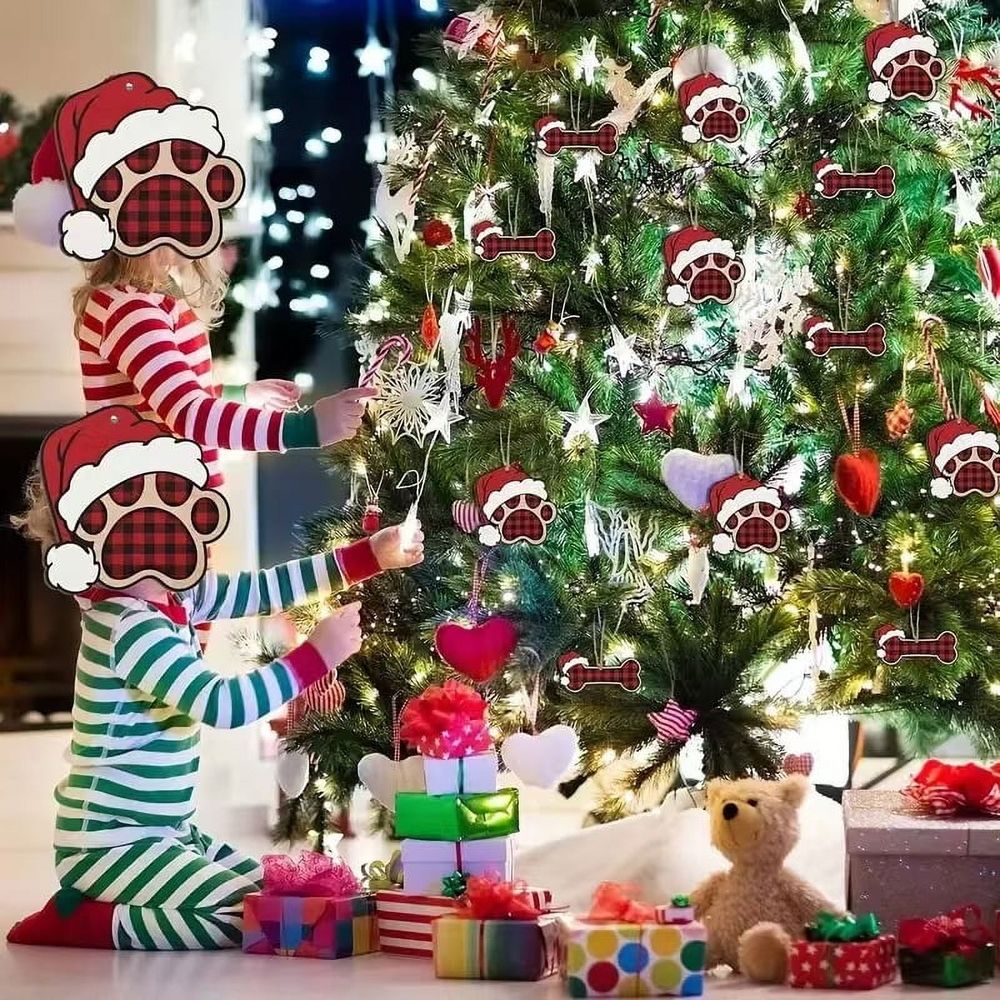 Christmas Dog Paw Wooden Ornaments Dog Bone Ornaments for Christmas Tree Wooden Dog Paw Print Hanging Wood Dog Decoration with Bow Ties Ropes for Christmas Holiday Festival Decor