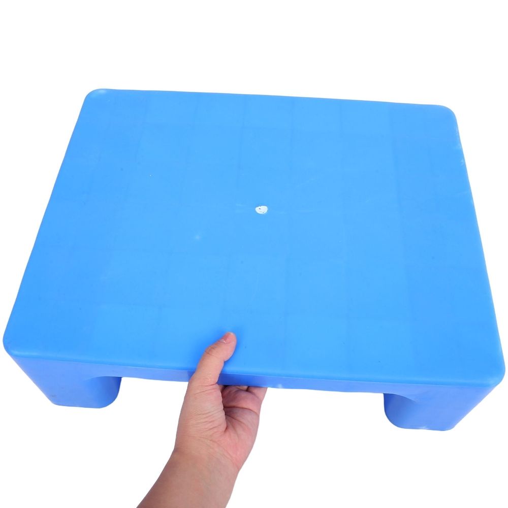 Stable Flat Surface Blue Plastic Pallet for Basement and Warehouse Storage