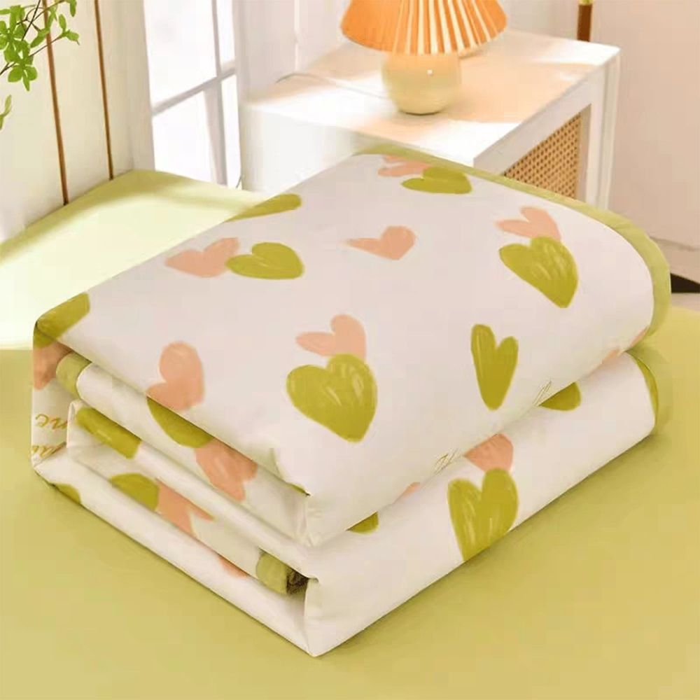 Dreamy Summer Quilt for Night - Lightweight Breathable Softness - Washable Cotton Bed Cover for Sweet Dreams and Sleep