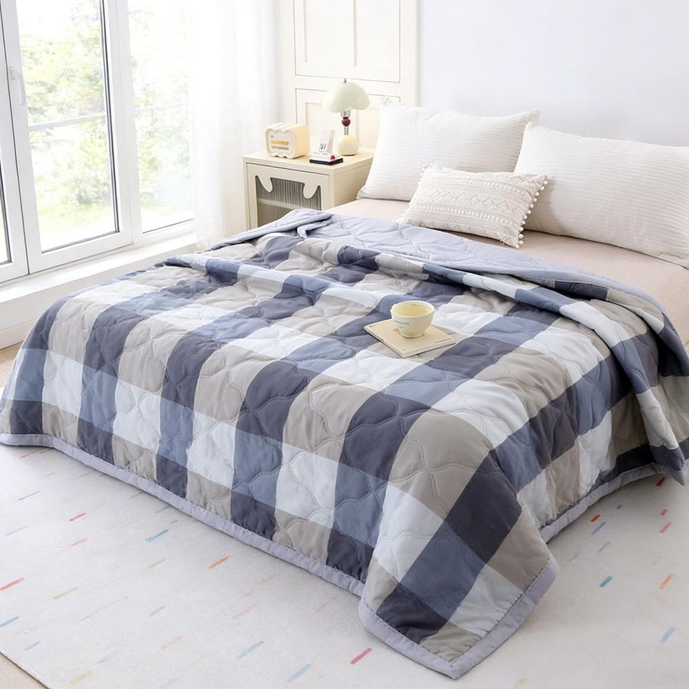 Navy Washed Cotton Quilt 59x78 Inch - Lightweight Summer Air Conditioner Blanket, Soft All Season Comforter for Bedroom, Machine Washable