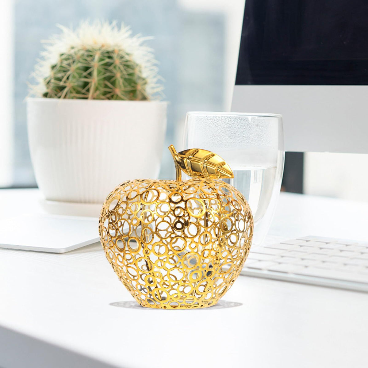 Xmas Supplies Apple Metal Ornament Artwork Iron Coffee Table Garneck Xmas Supplies Apple Metal Ornament Desktop Iron Candlestick