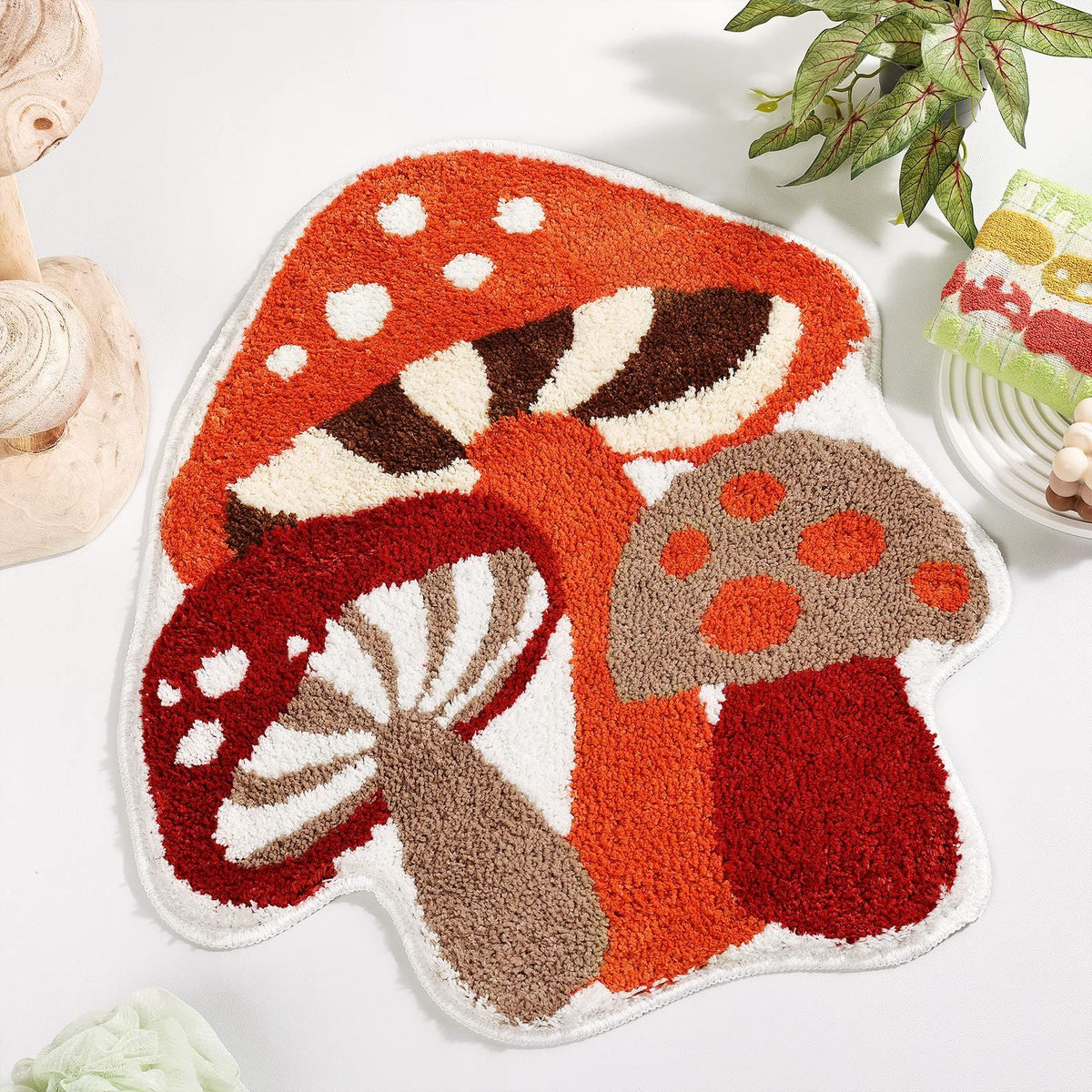 Bathroom Rugs Cute Bath Mat Non Slip Red Mushroom Bath Rug for Women Kids and Girls Strong Absorbent Soft Washable Bath