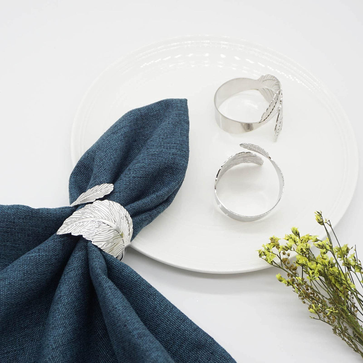 Silver Leaf Napkin Rings Set of 10 Leaves Napkin Rings for Table Setting, Metal Leaf Napkin Holder Rings for Holiday Party(Silver)