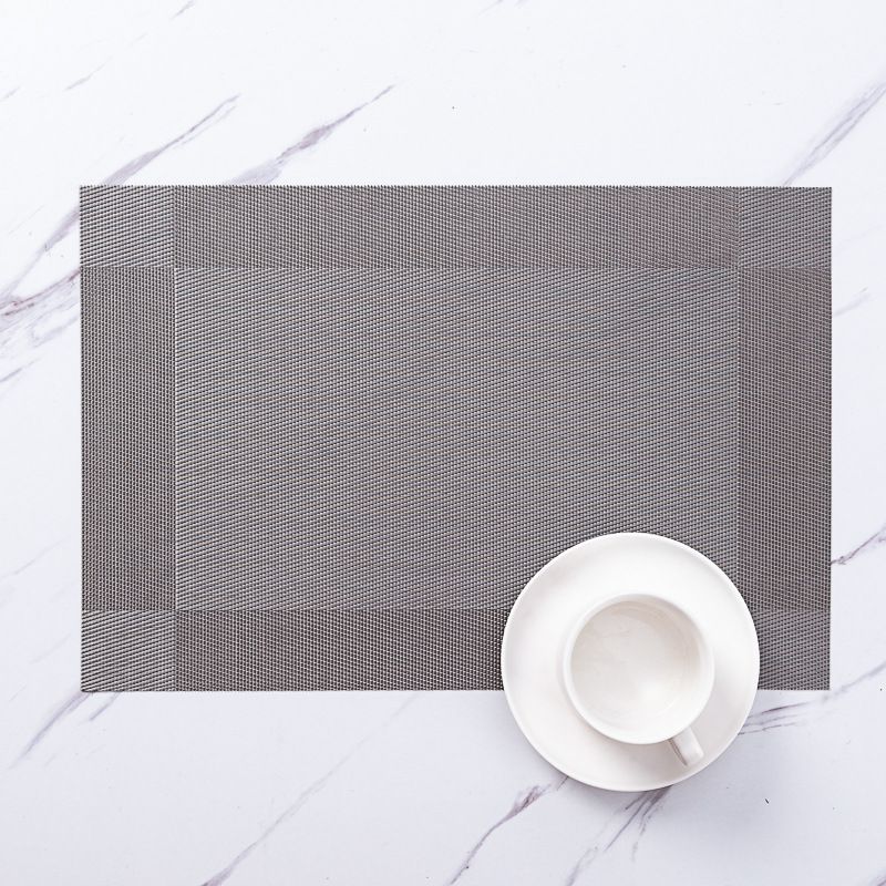 Placemats Washable Easy to Clean PVC Placemat for Kitchen Table Heat-resistand Woven Vinyl Table Mats （4pcs）