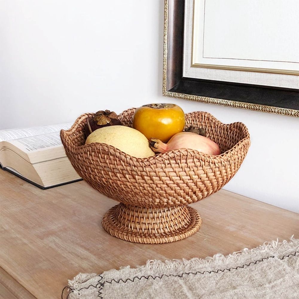 Rattan：Rattan Fruit Bowl Woven Footed Bowl, Round Pedestal Plate Decorative Bowl for Tabletop & Party Serving